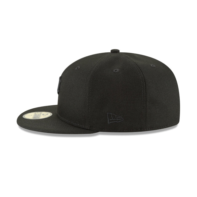 Pittsburgh Pirates Blackout Basic 59FIFTY Fitted Hat